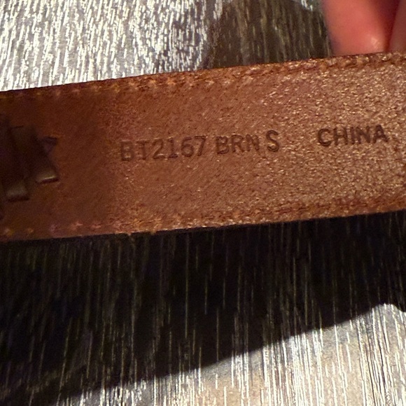 Vintage Fossil Brown Leather Southwest Silver Concho Cowgirl Boho Belt Sz M 33” - Picture 10 of 13